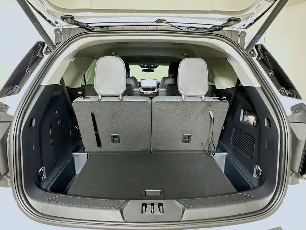 Thumbnail: 2025 Ford Explorer - 20