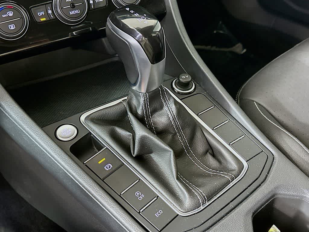 Thumbnail: 2024 Volkswagen Jetta - 18