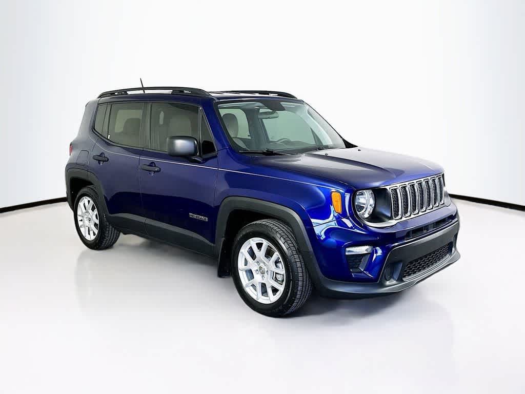 Thumbnail: 2019 Jeep Renegade - 23