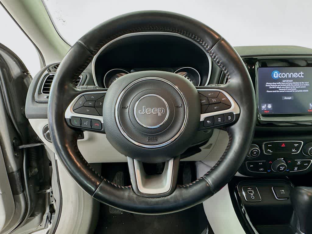Thumbnail: 2021 Jeep Compass - 16
