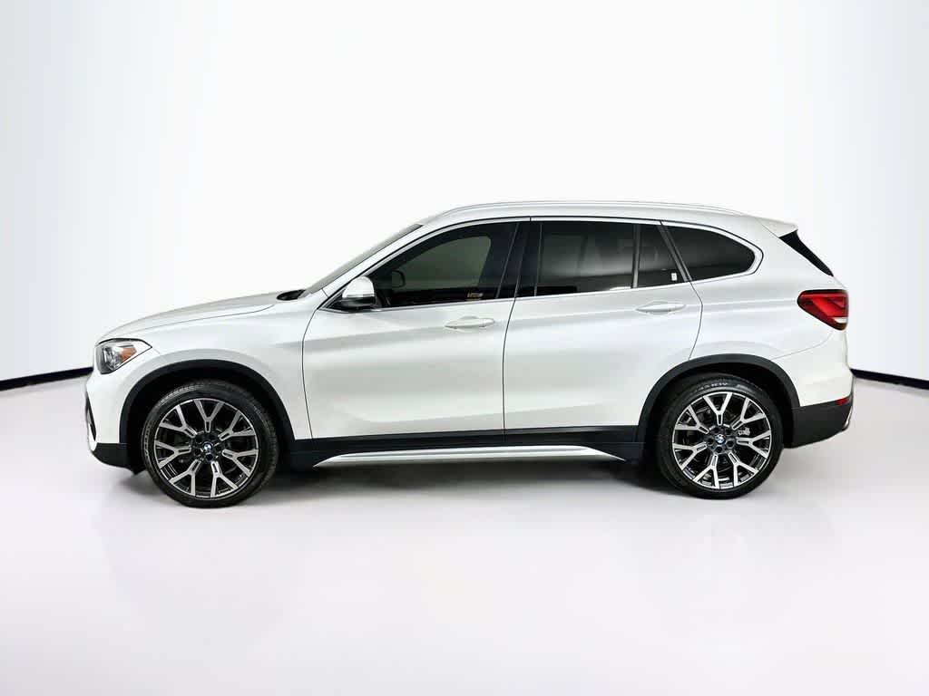 Thumbnail: 2021 BMW X1 - 3