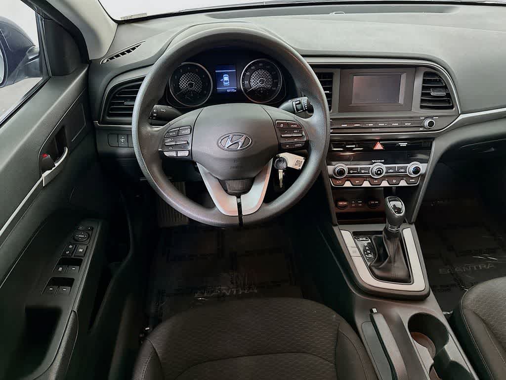 Thumbnail: 2020 Hyundai Elantra - 10