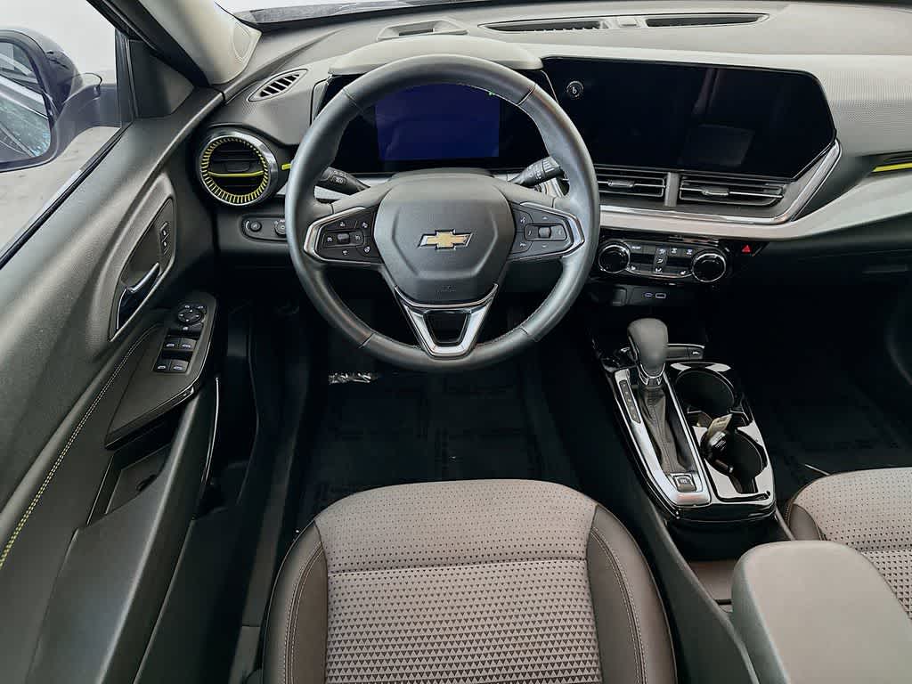 Thumbnail: 2024 Chevrolet Trax - 10
