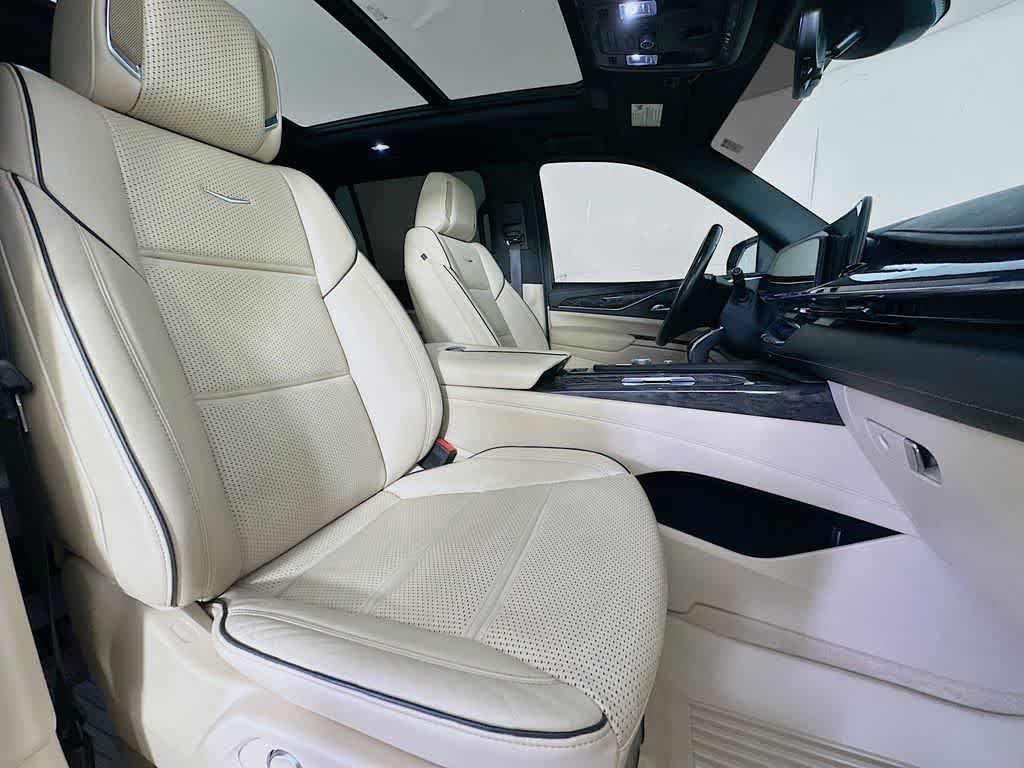 Thumbnail: 2021 Cadillac Escalade - 15