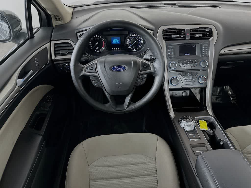 Thumbnail: 2017 Ford Fusion - 10