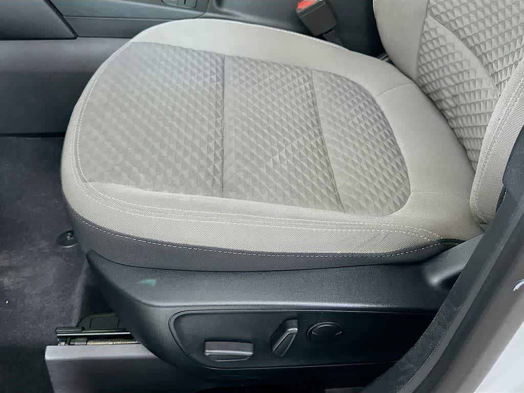 Thumbnail: 2021 Ford Escape - 30