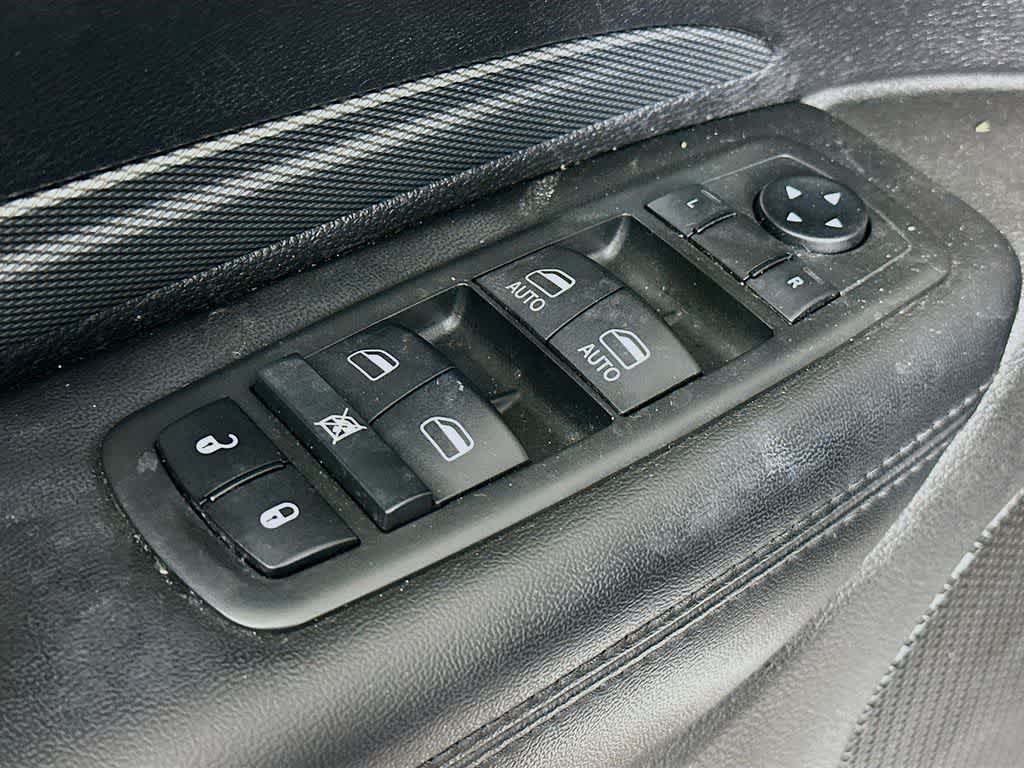 Thumbnail: 2019 Dodge Durango - 29