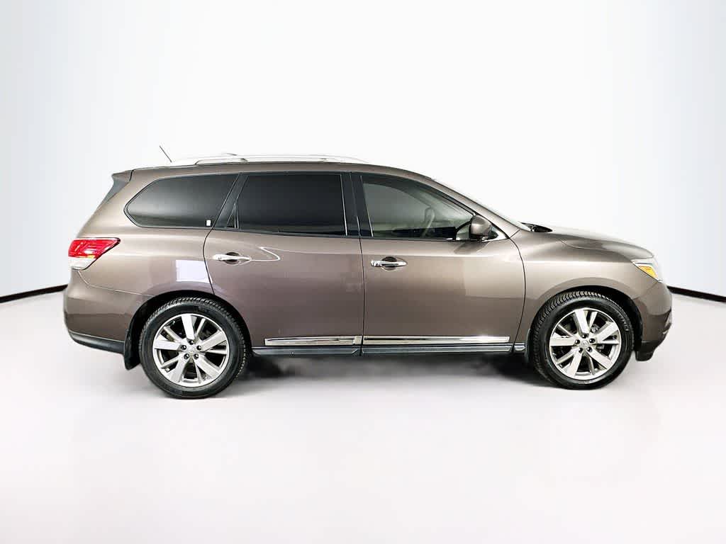 Thumbnail: 2015 Nissan Pathfinder - 25