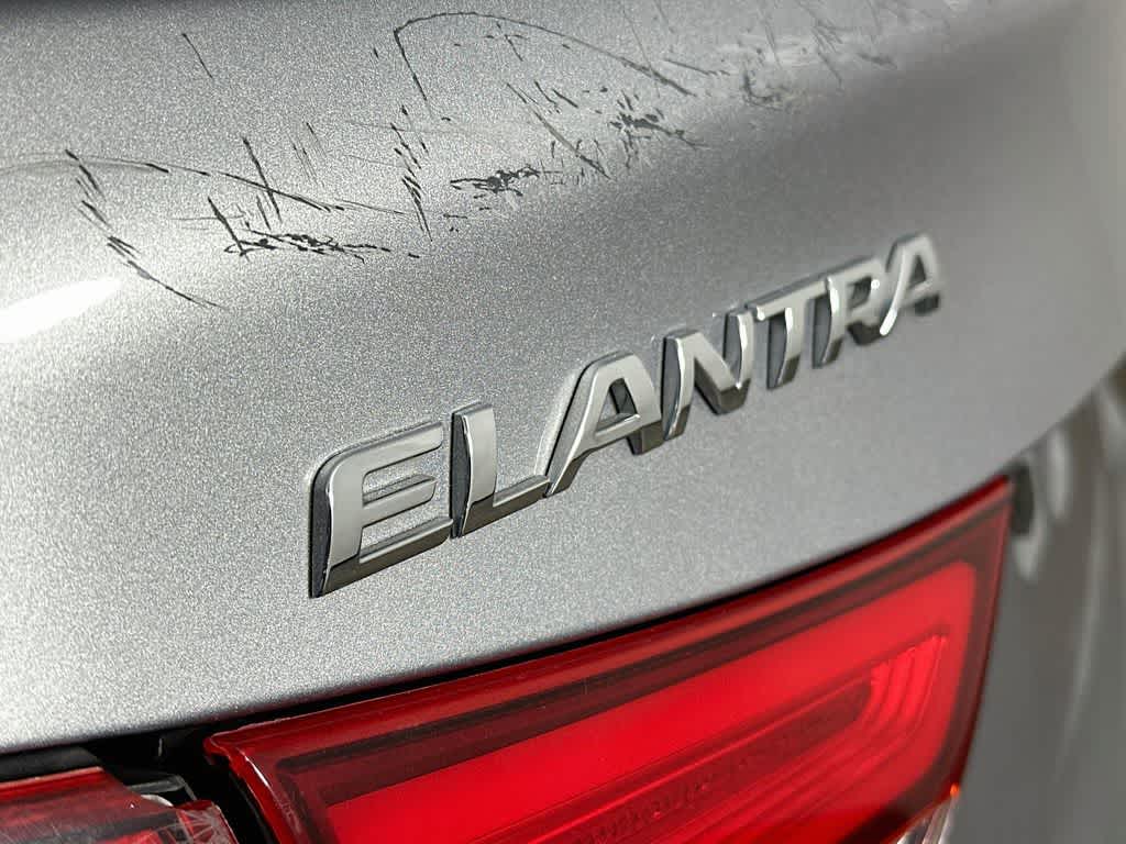 Thumbnail: 2014 Hyundai Elantra - 7