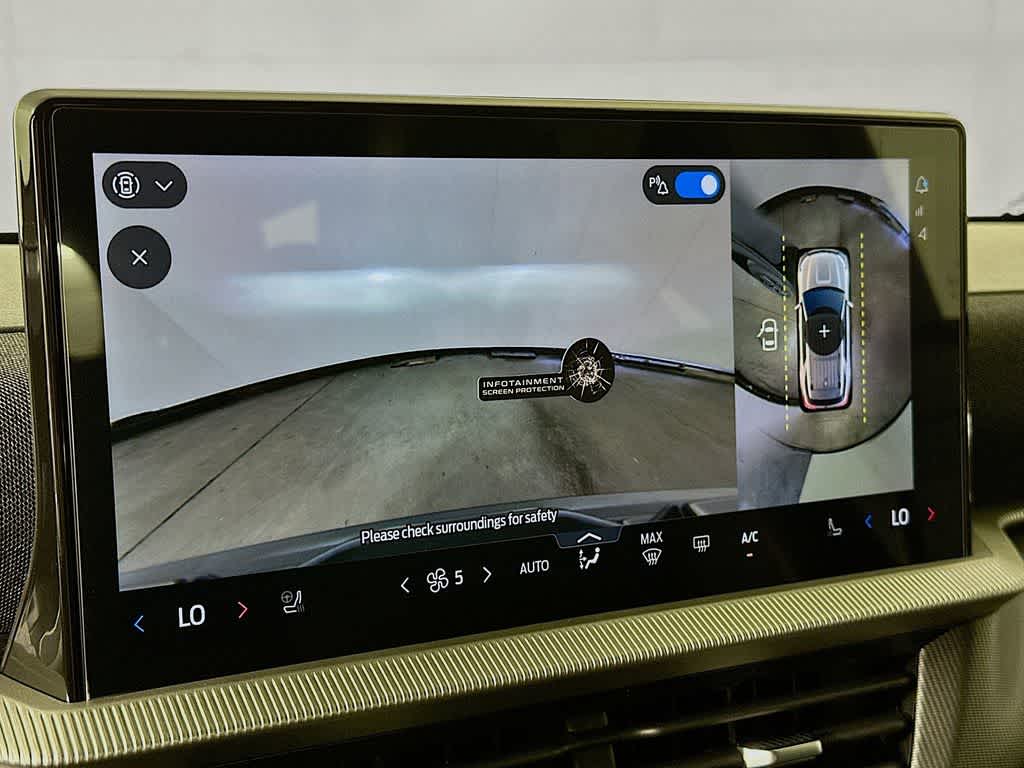 Thumbnail: 2025 Ford Explorer - 28