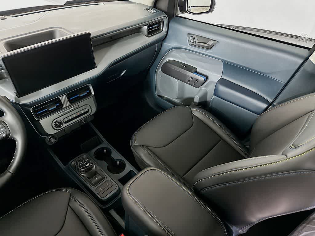 Thumbnail: 2026 Ford Maverick - 11