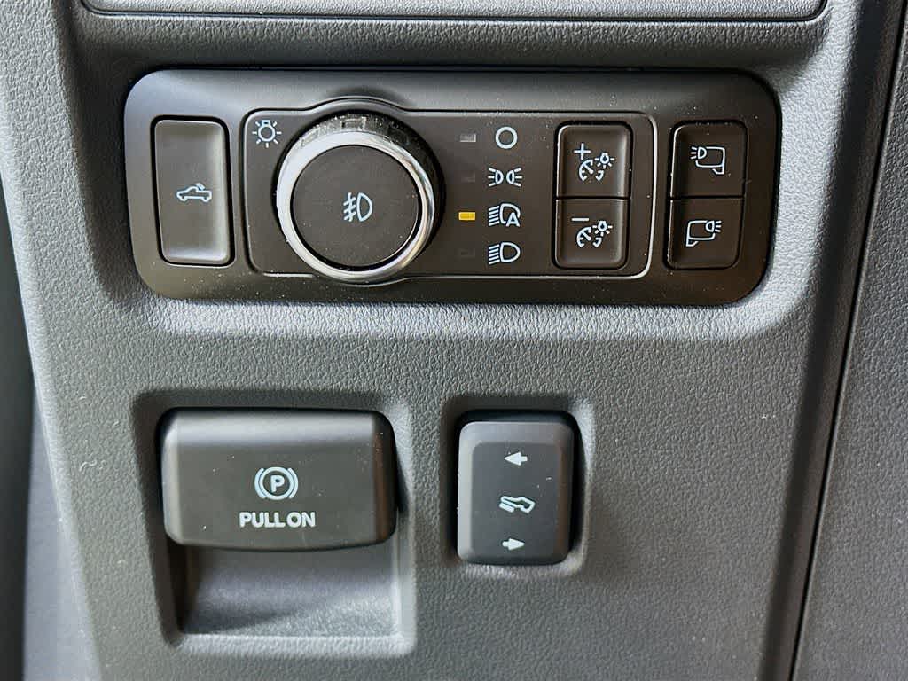 2025 Ford F-150 Platinum 27