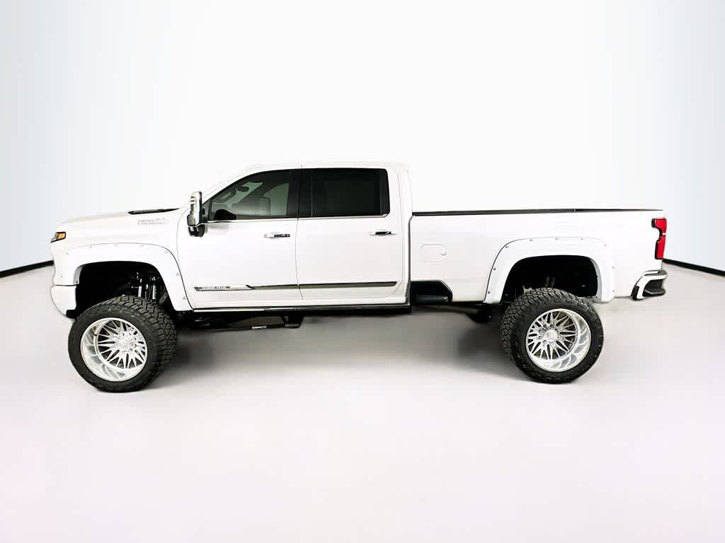 Thumbnail: 2024 Chevrolet Silverado 3500 - 3