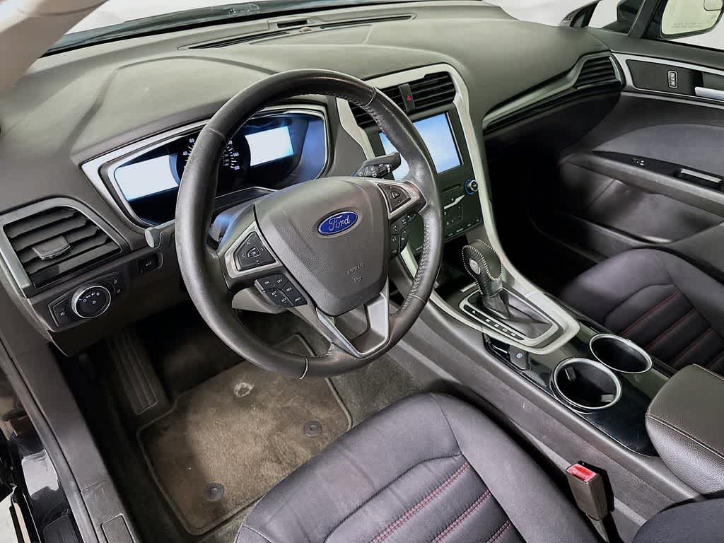 Thumbnail: 2013 Ford Fusion - 2