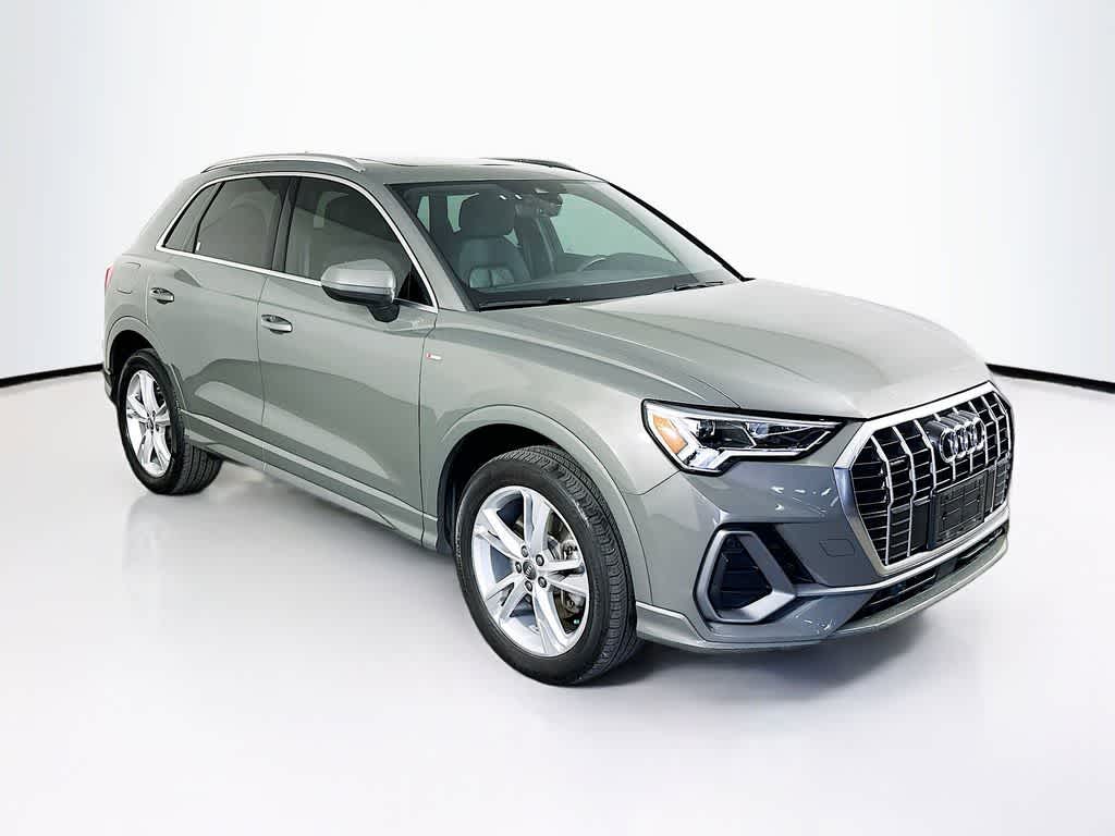 Thumbnail: 2020 Audi Q3 - 24