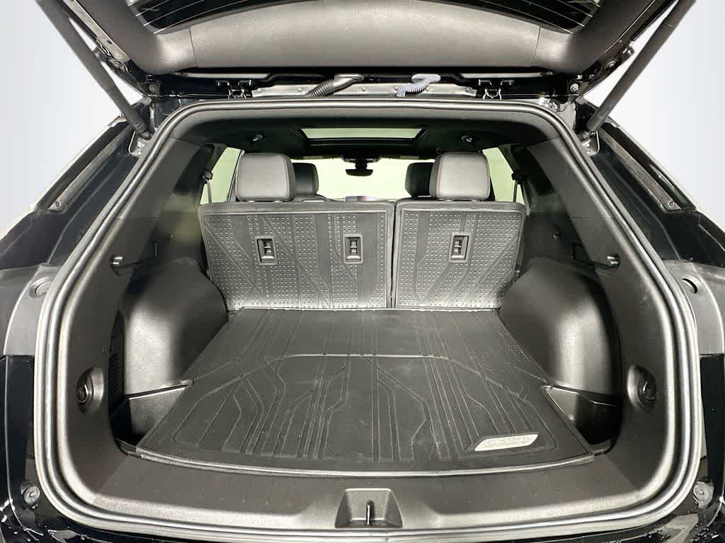 Thumbnail: 2023 Chevrolet Blazer - 21