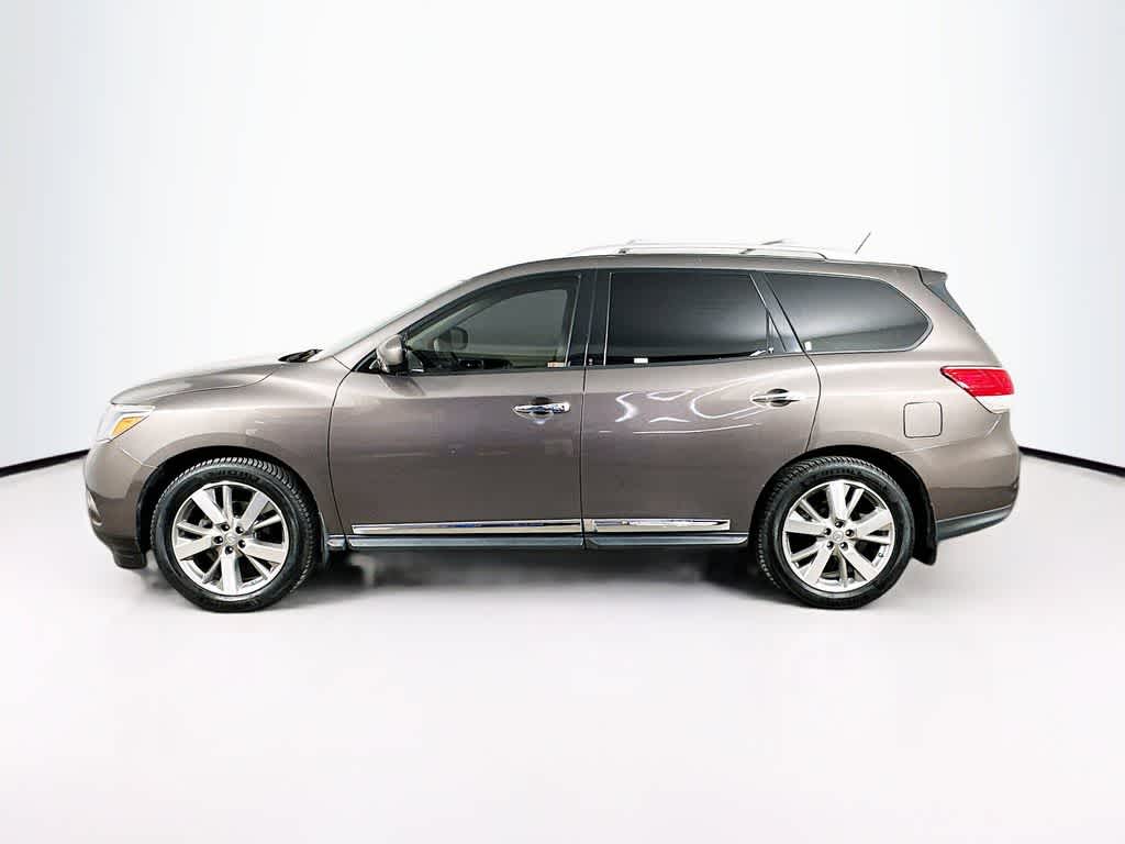 Thumbnail: 2015 Nissan Pathfinder - 3