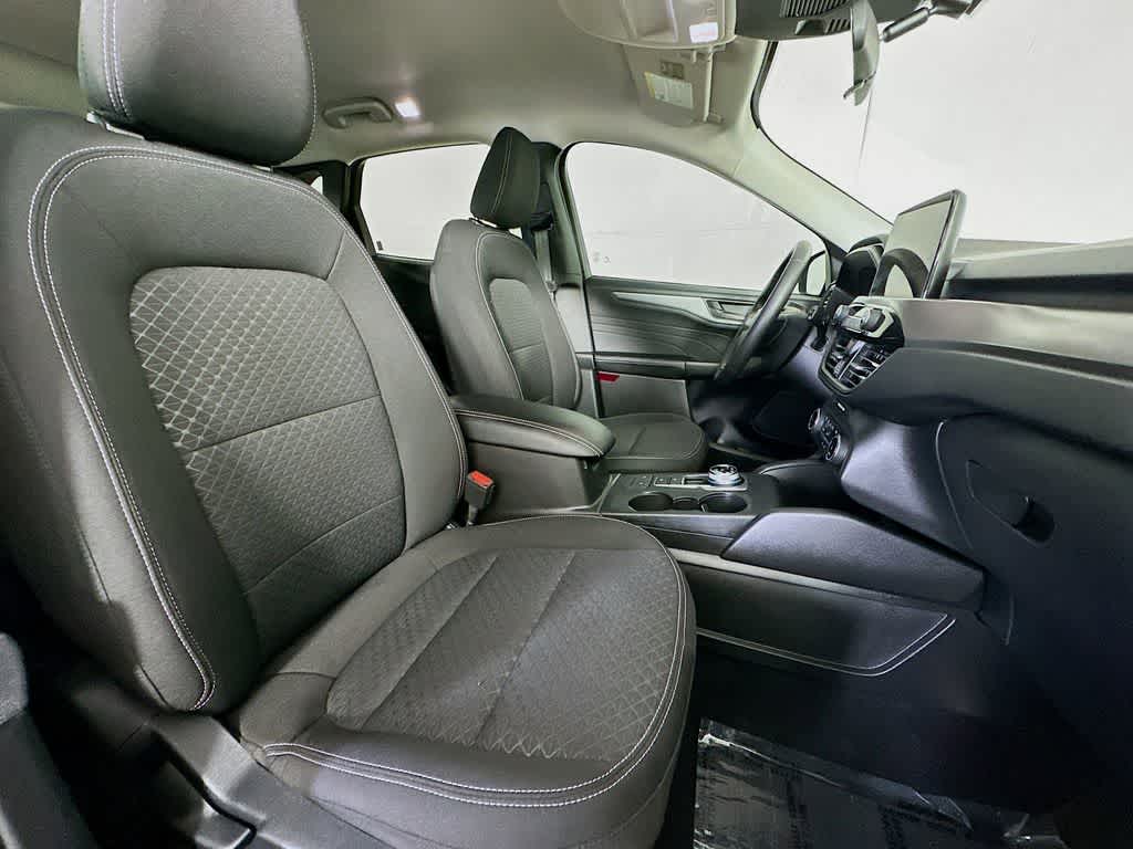 Thumbnail: 2024 Ford Escape - 15