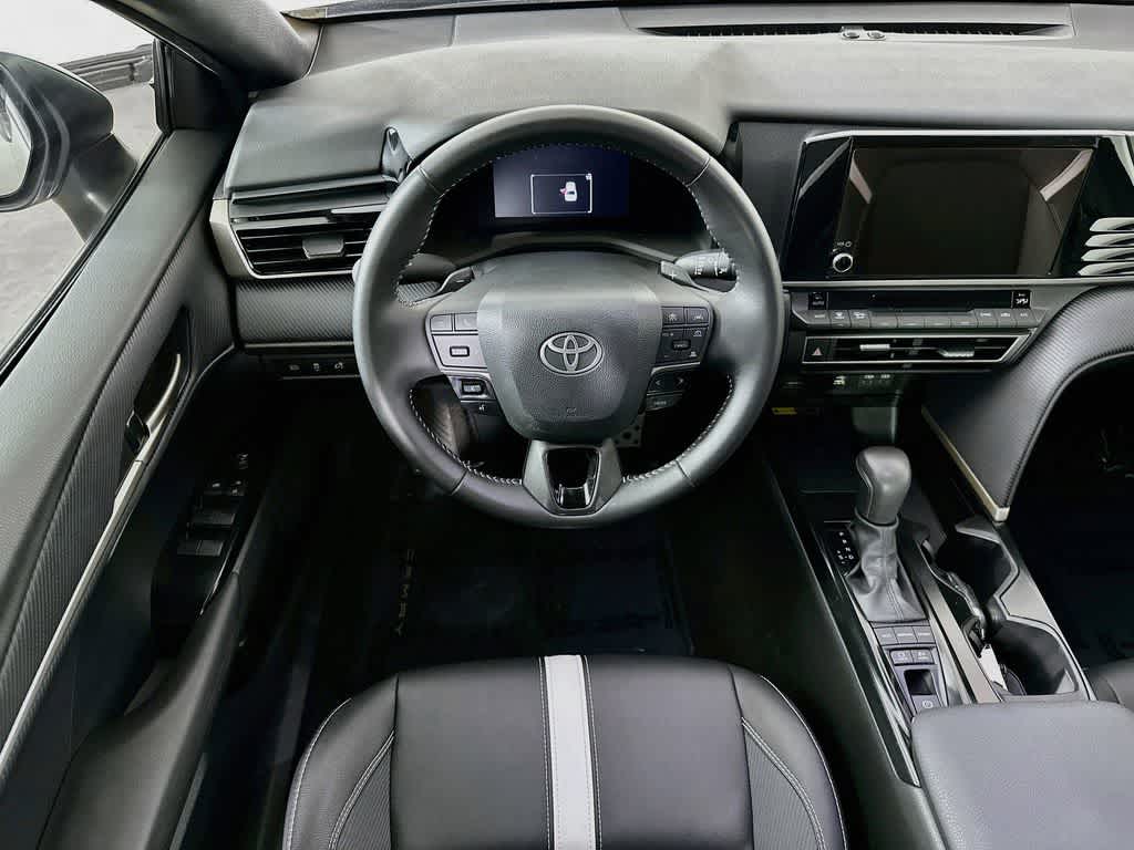 Thumbnail: 2025 Toyota Camry - 10