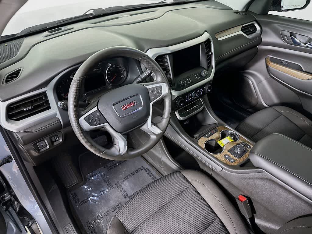 Thumbnail: 2023 GMC Acadia - 2