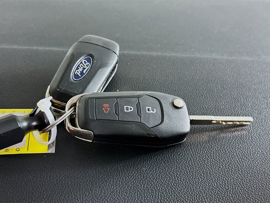 Thumbnail: 2022 Ford Escape - 20