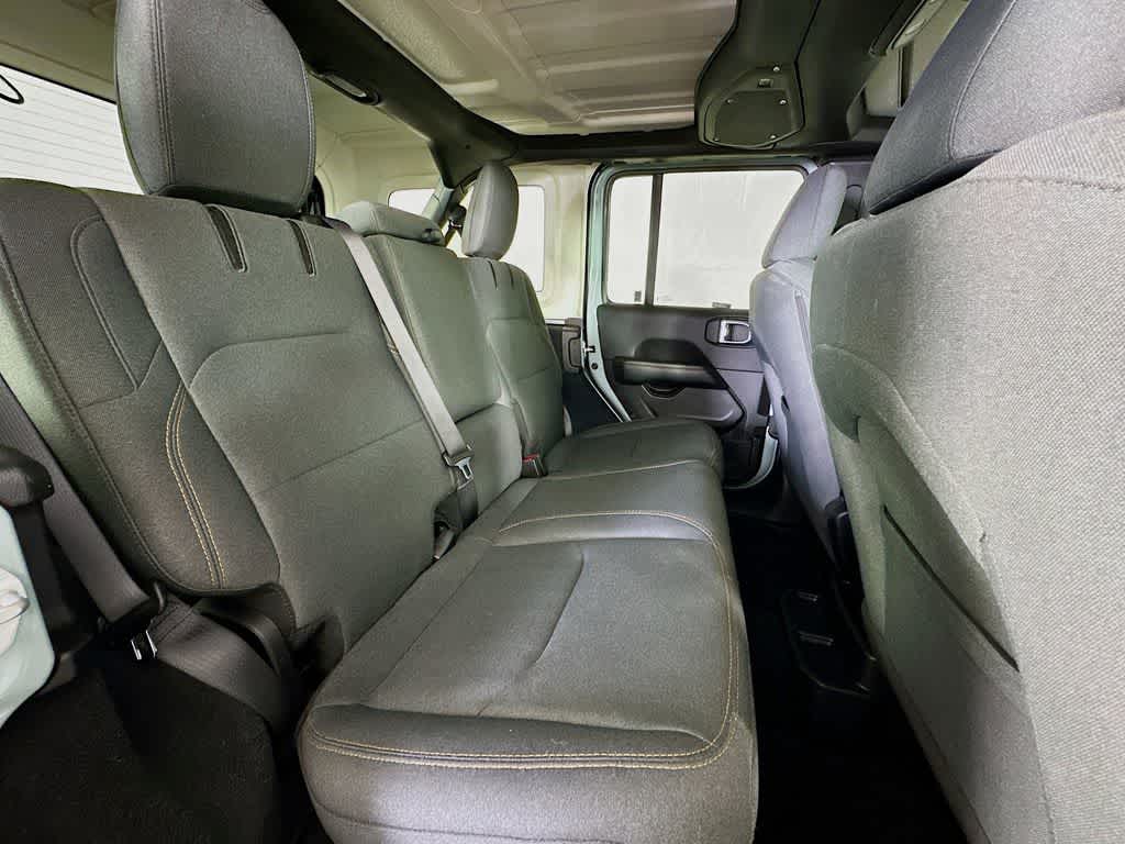 Thumbnail: 2024 Jeep Wrangler - 30