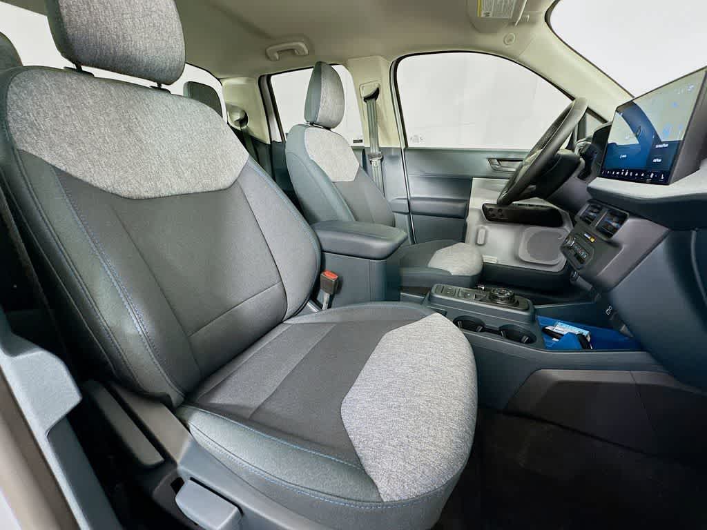 Thumbnail: 2025 Ford Maverick - 14