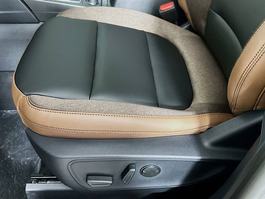 Thumbnail: 2025 Ford Bronco Sport - 31