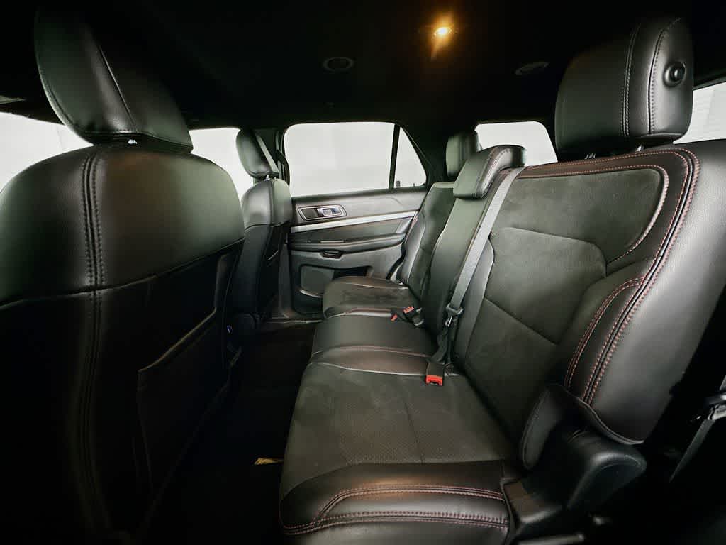 Thumbnail: 2019 Ford Explorer - 14