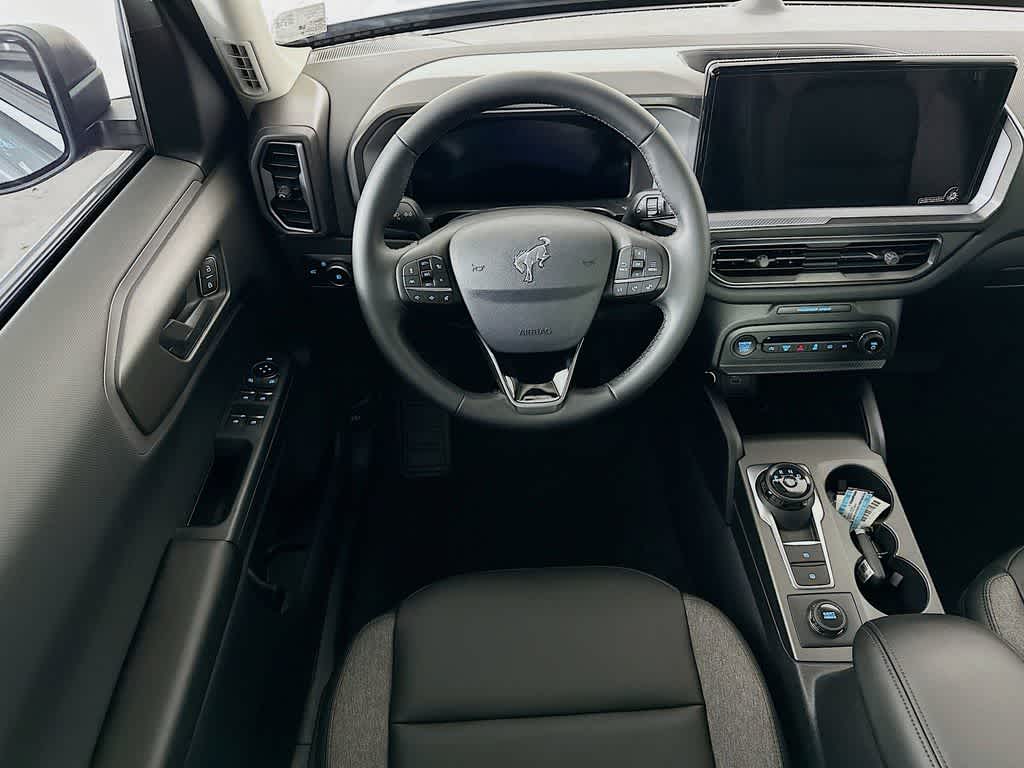 Thumbnail: 2025 Ford Bronco Sport - 10