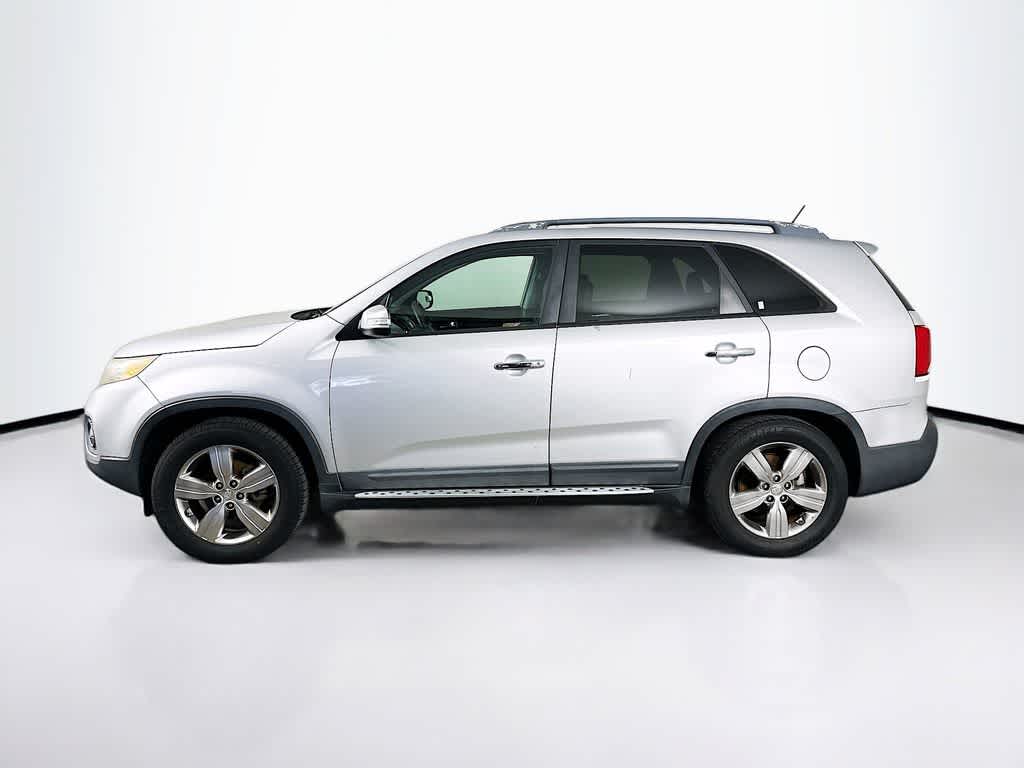 Thumbnail: 2012 Kia Sorento - 3