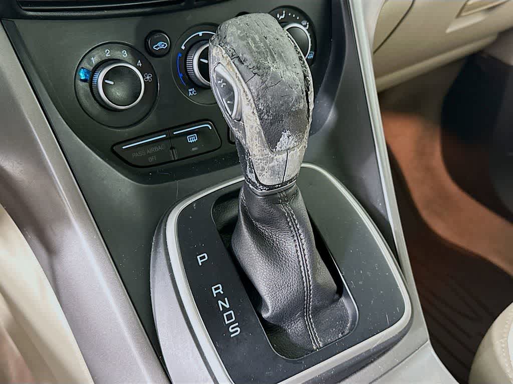 Thumbnail: 2014 Ford Escape - 18