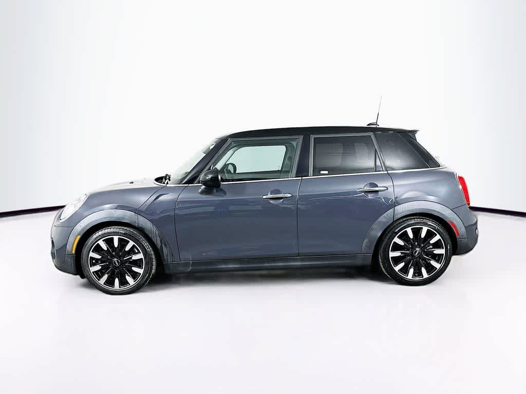Thumbnail: 2016 MINI Cooper Hardtop - 3