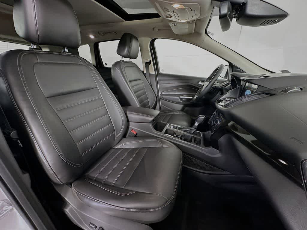 Thumbnail: 2017 Ford Escape - 14