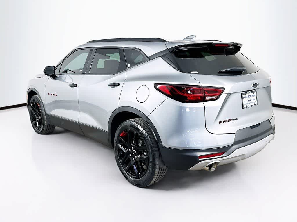 Thumbnail: 2023 Chevrolet Blazer - 4