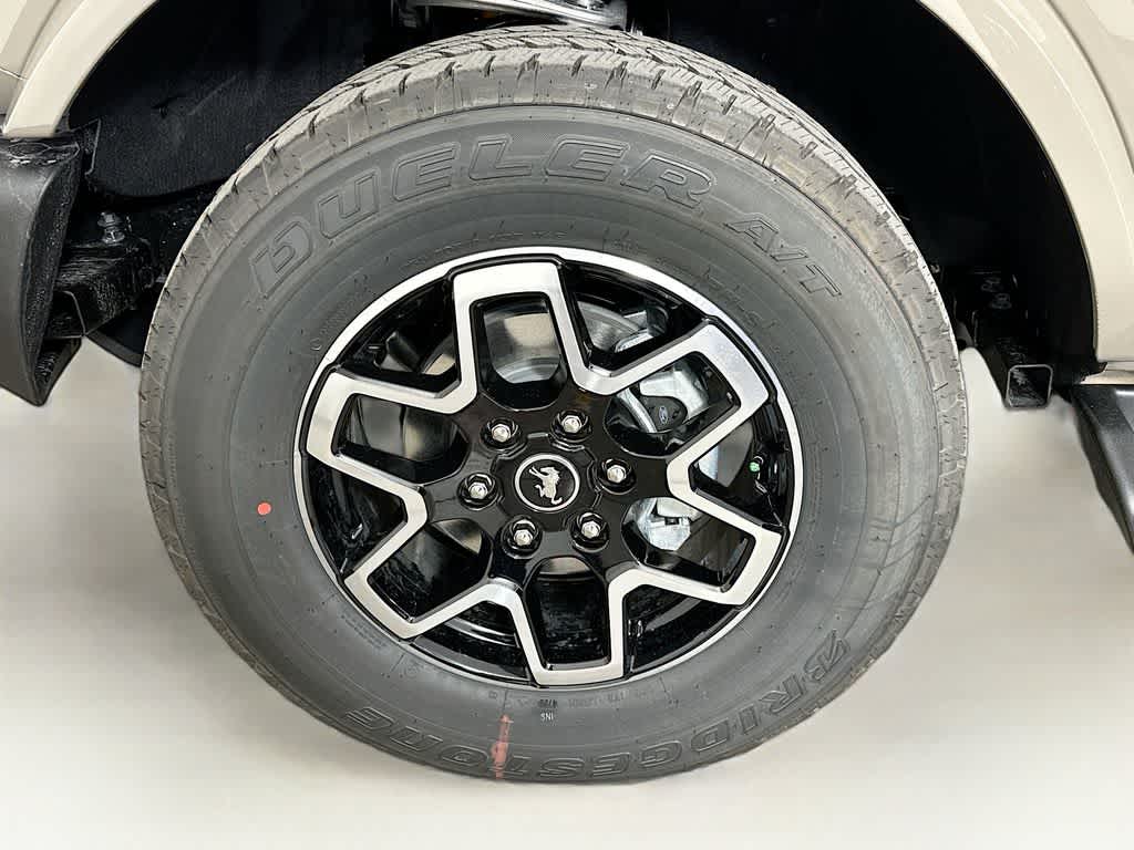 Thumbnail: 2026 Ford Bronco - 8