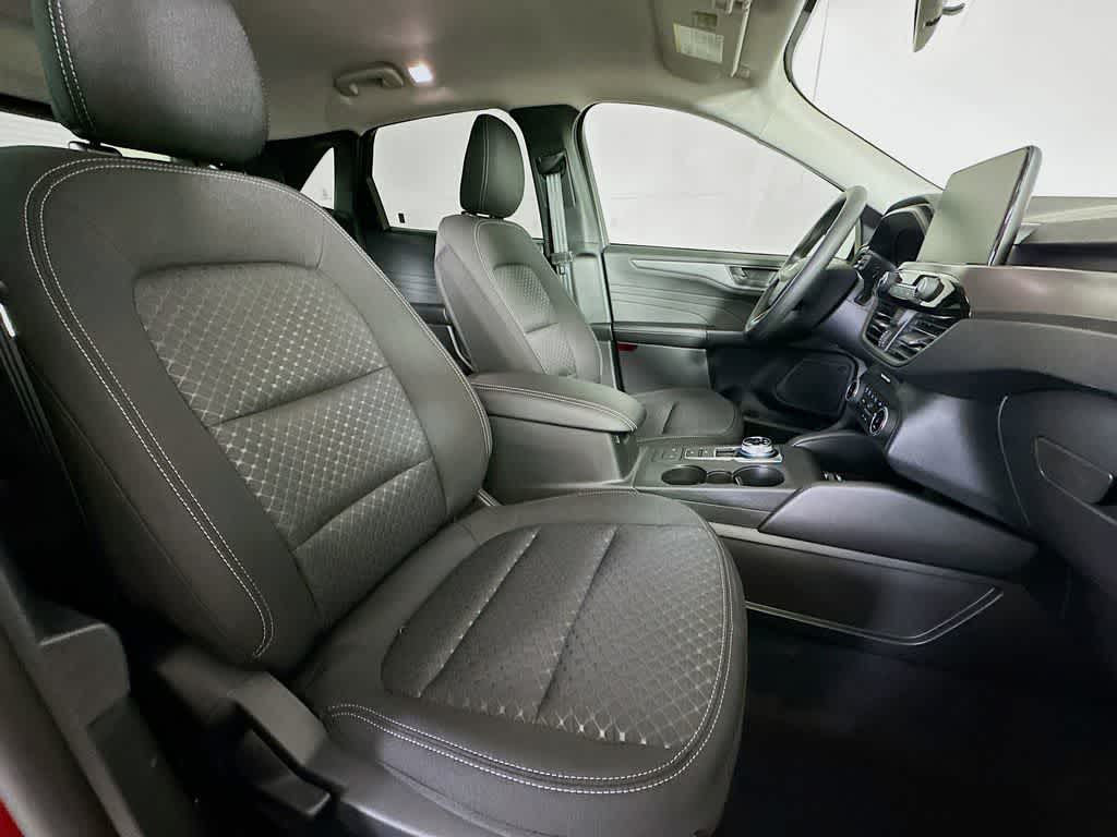 Thumbnail: 2026 Ford Escape - 15