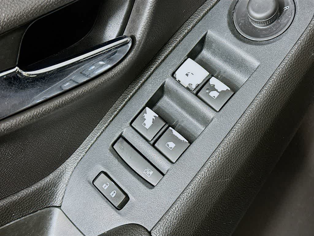 Thumbnail: 2018 Chevrolet Trax - 28