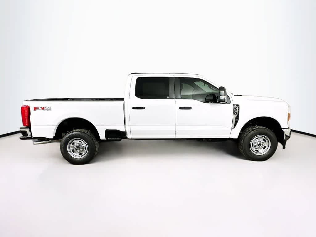 2025 Ford F-250  25