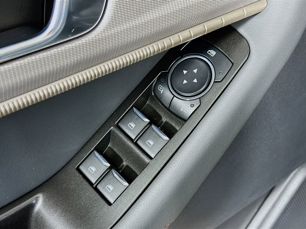 Thumbnail: 2025 Ford Explorer - 29