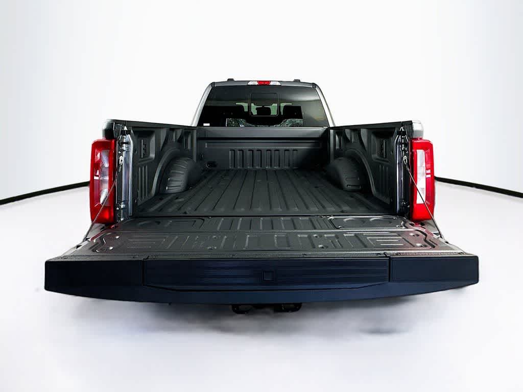 Thumbnail: 2025 Ford F-250 - 21