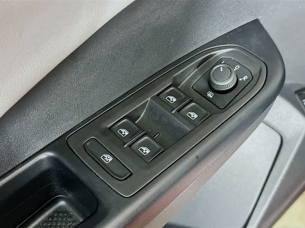 Thumbnail: 2023 Volkswagen Taos - 29