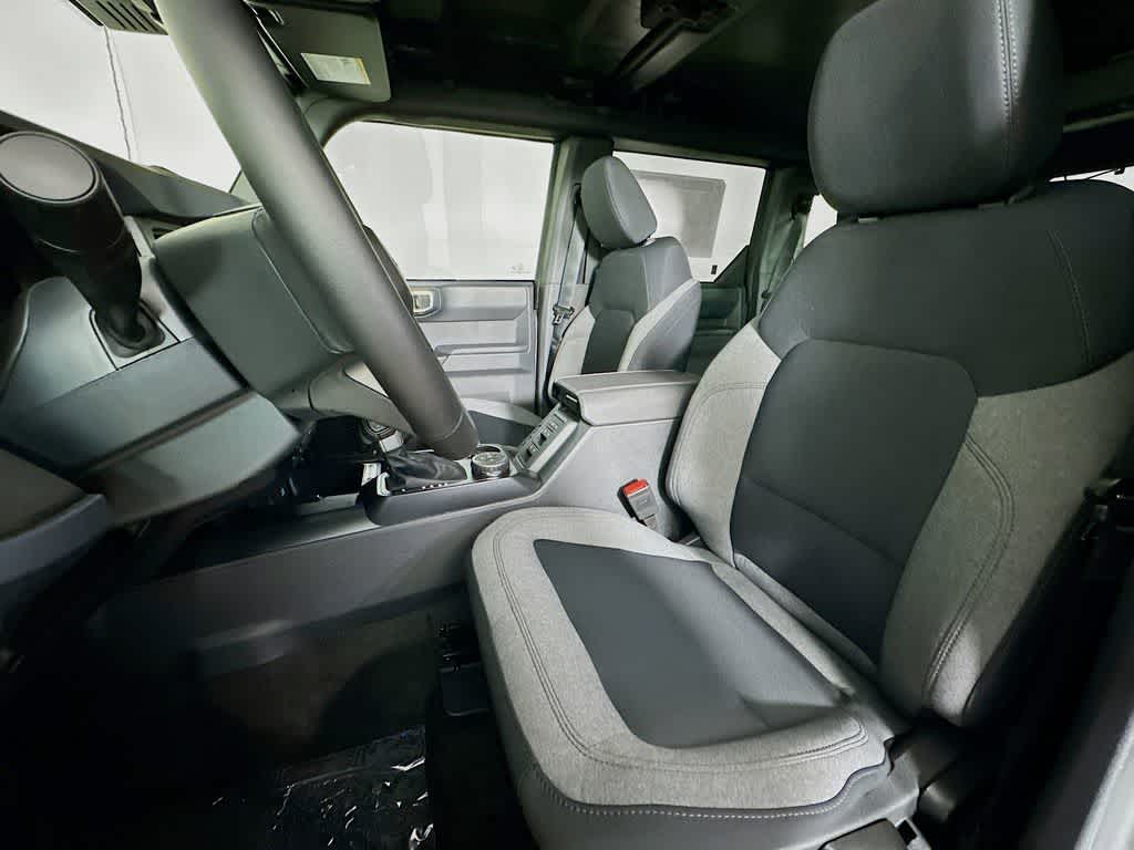 Thumbnail: 2025 Ford Bronco - 12