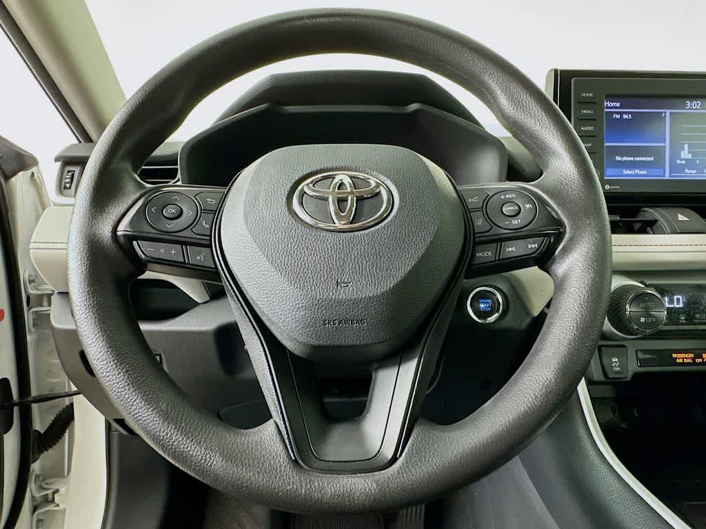 Thumbnail: 2022 Toyota RAV4 - 16