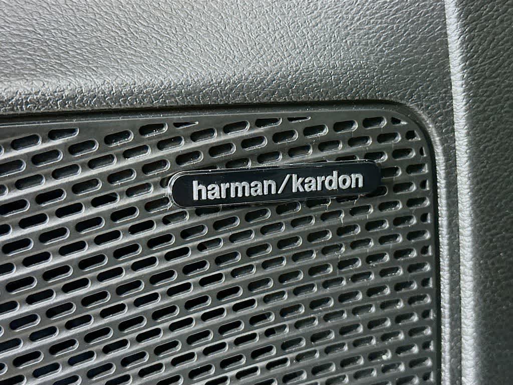 Thumbnail: 2022 Chrysler Pacifica - 30