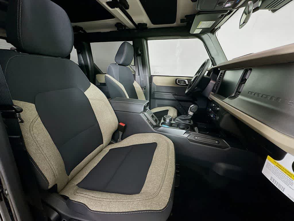 Thumbnail: 2025 Ford Bronco - 15