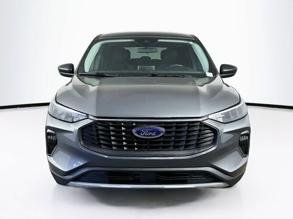 Thumbnail: 2023 Ford Escape - 6