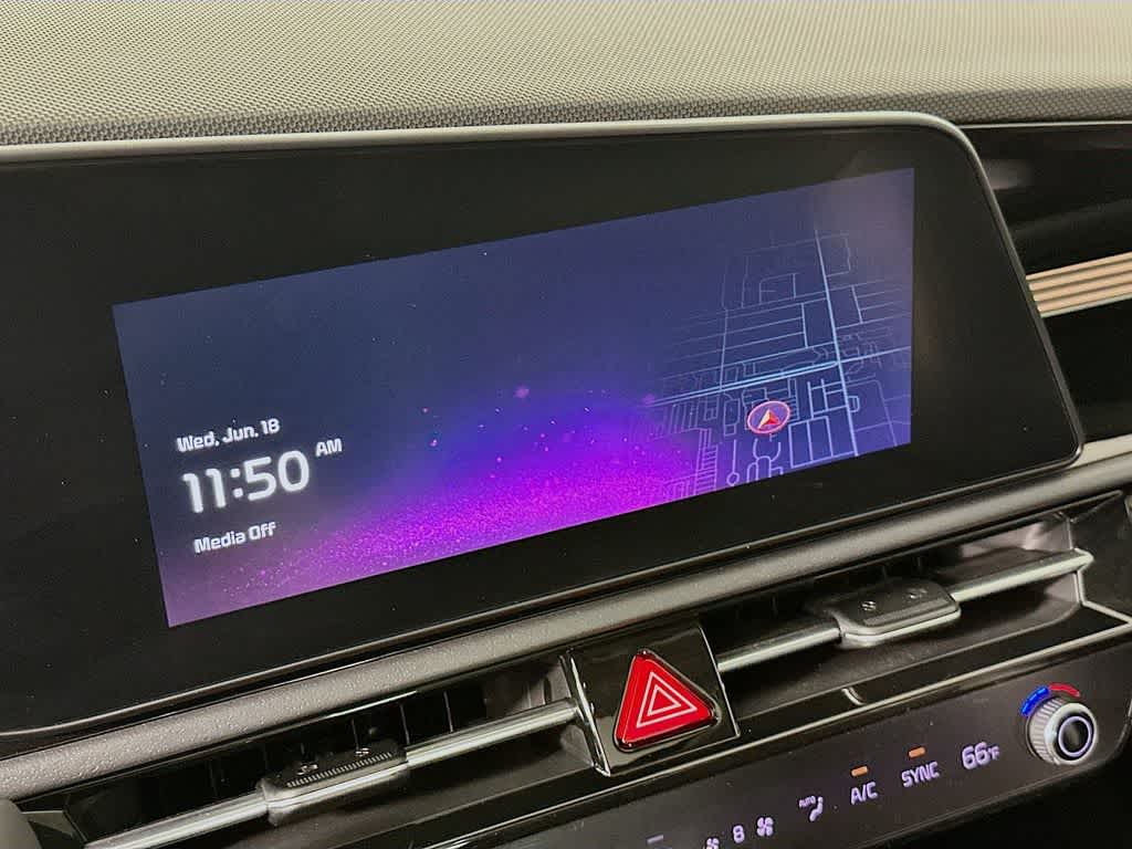 2023 Kia Niro SX Touring 17