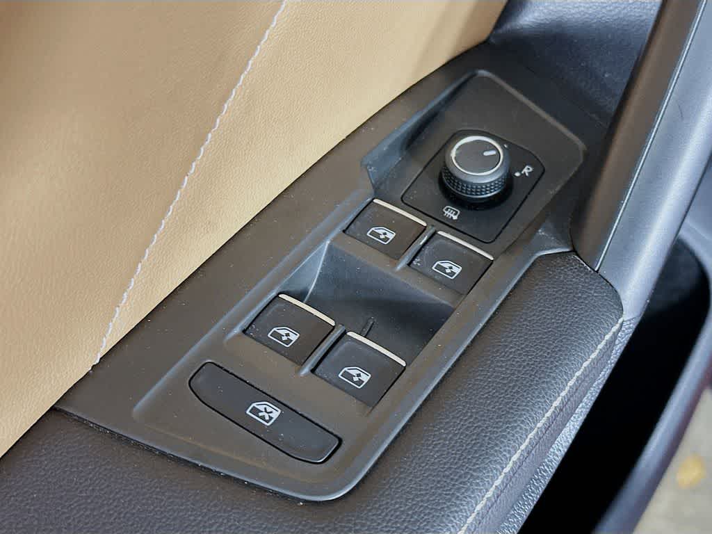 Thumbnail: 2024 Volkswagen Tiguan - 28