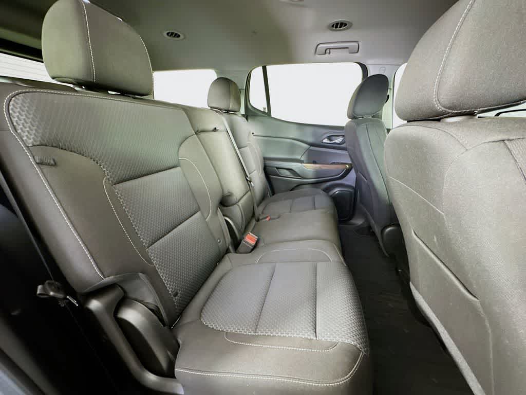 Thumbnail: 2023 GMC Acadia - 31